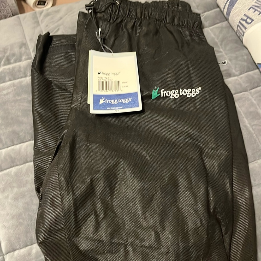 Frogg toggs rain pants size large
